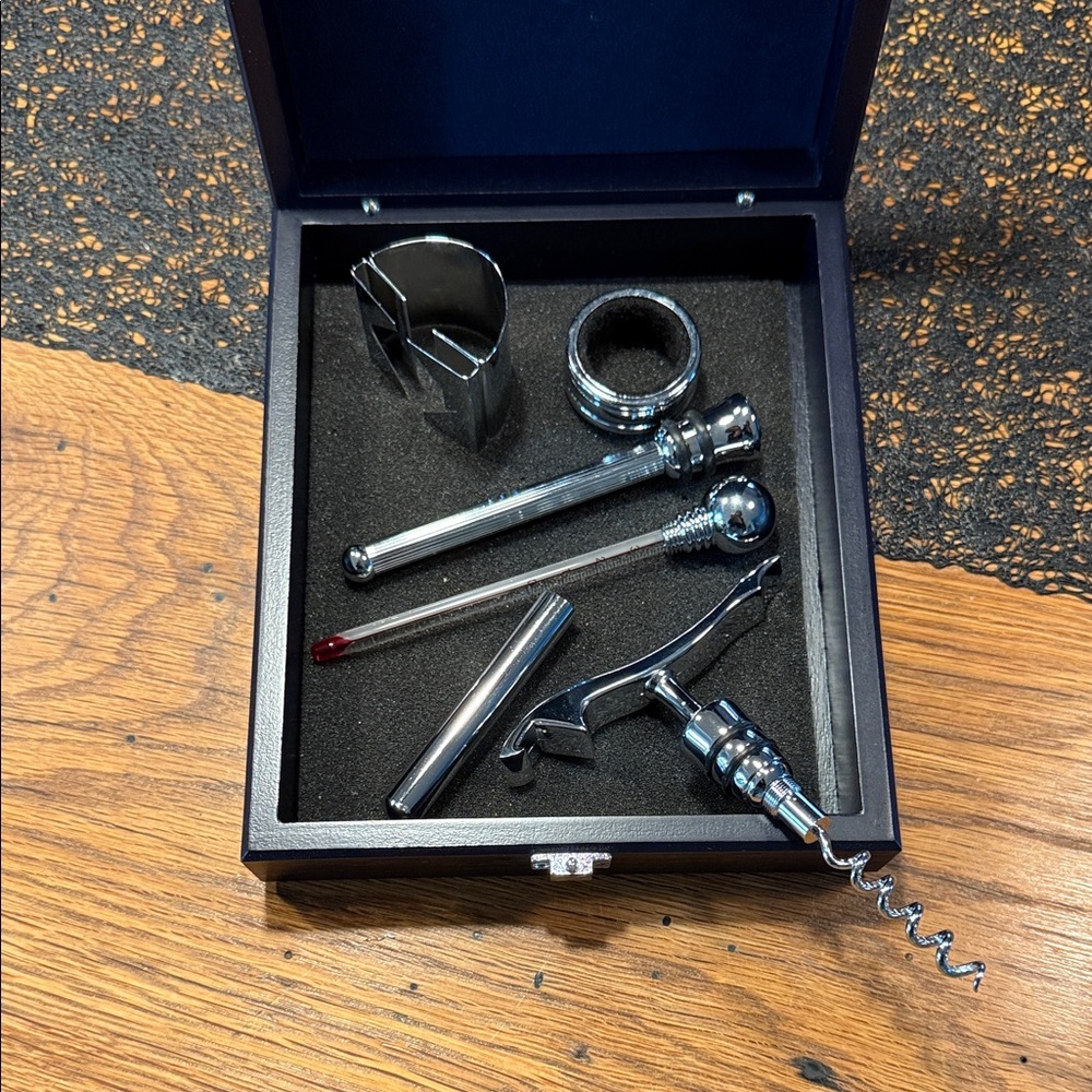 Elegant Silver Wine Accessory Set